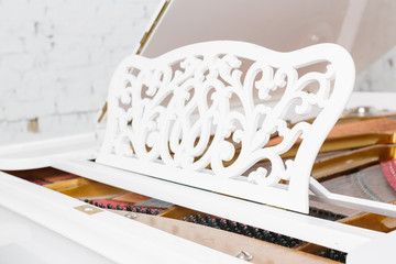 White piano details