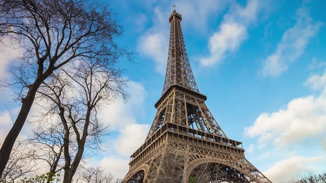 paris day eiffel tower park down to top sunny sky panorama 4k time lapse france
