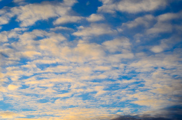 Obraz premium Beautiful sunset clouds in sky