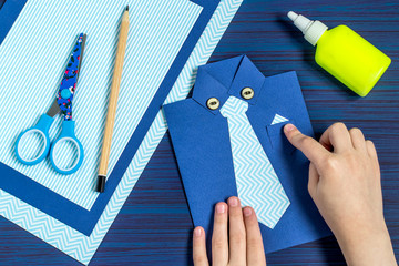 Creation greeting card for the Father's Day by the child. Step 9