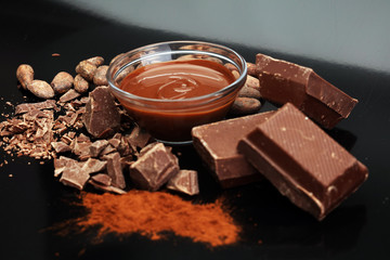 Melting chocolate / melted chocolate/ chocolate swirl/ stack/ chips and powder