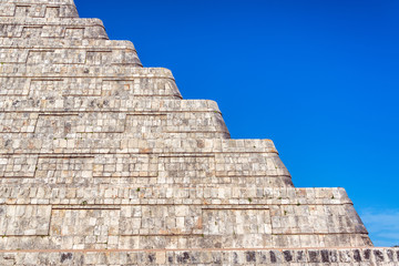 Chichen Itza Pyramid Details