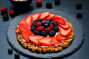 Granola crust greek yogurt berries breakfast pizza