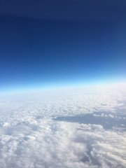 Fototapeta na wymiar 飛行機から撮った空