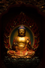 Obraz premium buddha statues in temple
