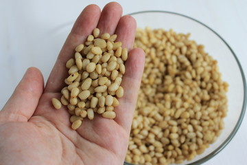 кедровые орехи