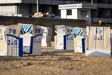 Wei&szlig;e Strandk&ouml;rbe in Duhnen