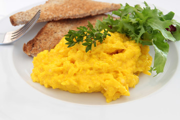 oeufs brouillés