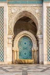 Foto auf Leinwand Arabeskenmuster am Brunnen in der Moschee von Hasan II. in Casablanca © milosk50