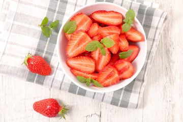 strawberry salad