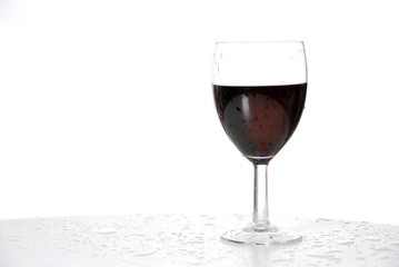 kieliszek czerwonego wina