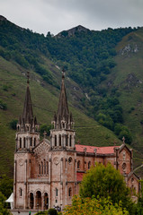 Fototapeta na wymiar Basilica of Covadonga