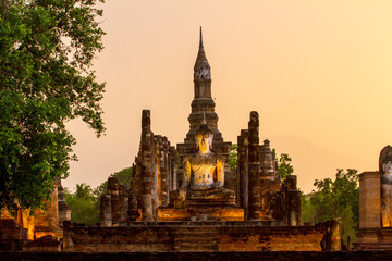 Obraz premium Sukhothai Historical Park in Thailand. World heritage site. One of the most famous places in Thailand.