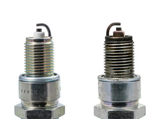 Details of new and old used spark plugs.
