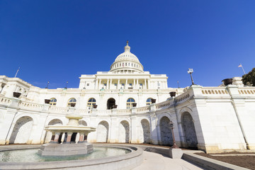 Fototapeta premium Grand view of the western-side of the United States Capitol Building, Capitol Hill, Washington DC