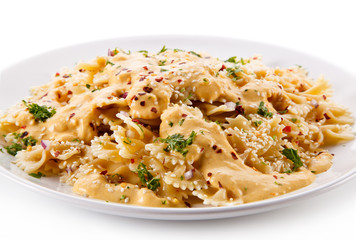 Pasta with green vegetables and sesame sauce