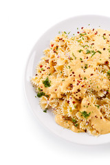 Pasta with green vegetables and sesame sauce