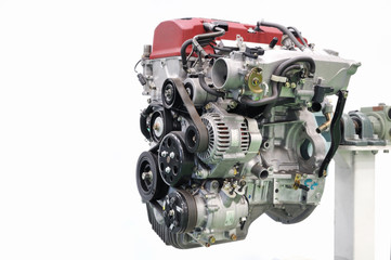 自動車エンジンの整備