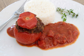 tomates farcies et riz