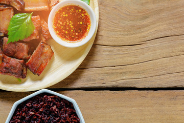pork bone baked and sauce