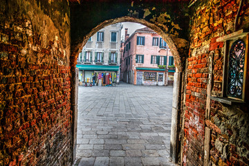 Rustic arch in Venice