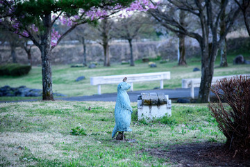 Bird on statue