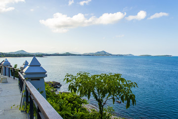 Fototapeta premium Promenade to the sea