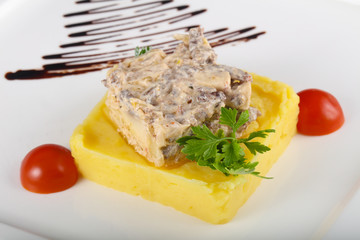 Fricassee with mushed potato