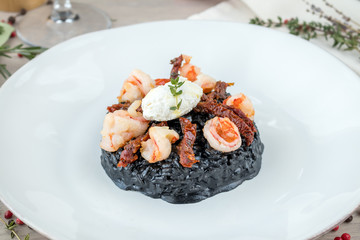 Risotto with prawns and cuttlefish ink