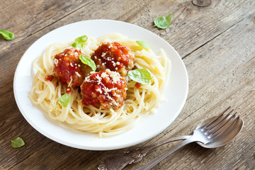 Spaghetti pasta with meatballs