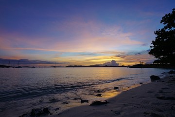 Obraz premium Tropical sunset over the Caribbean Sea in the US Virgin Islands