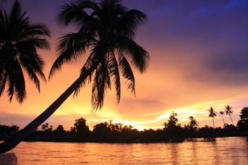  Sunset on the 4000 islands in laos