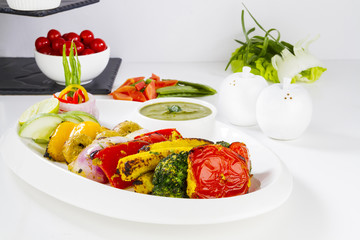 food images with proper lighting and nicely composed.