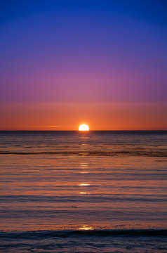 Beautiful sunset above the sea © Alexander Demyanenko