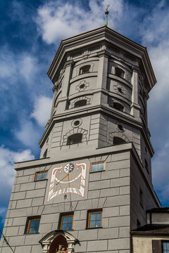 Augsburg Wertachbrucker Tor bei Sonnenschein