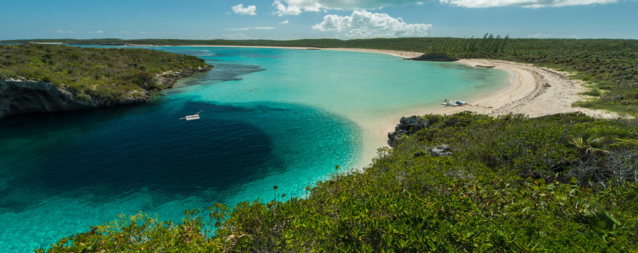 Dean's Blue Hole, Bahamas