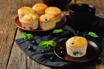 Blueberry muffins with lemon glaze