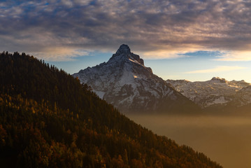 Fototapeta na wymiar Autumn Alps