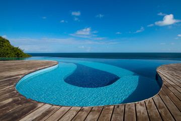 Fototapeta premium Infinity pool view