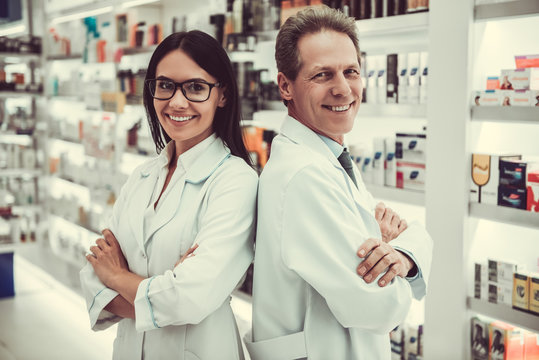 Couple of pharmacists