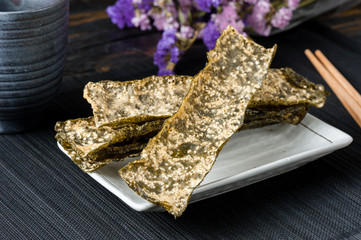 Deep fried seaweed