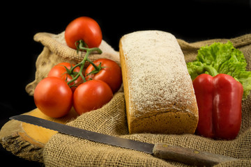 Mischbrot mit Dekoration 