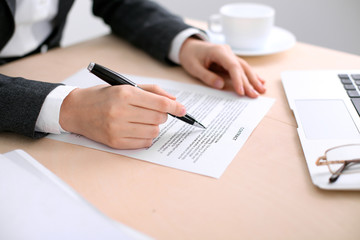 Business woman ready to sign a contract