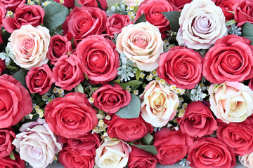 Obraz na płótnie Canvas Bouquet of artificial Roses