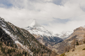 Zermatt, Dorf, Alpen, Schweizer Berge, Furi, Trockener Steg, Zmutt, Matterhorn, Findeln,   Frühling, Wanderweg, Wallis, Schweiz