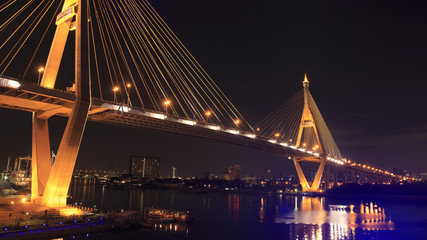 Fototapeta na wymiar BANGKOK, THAILAND - January 02, 2017 : Cityscape view at Bhumibol Bridge under twilight, Bangkok, Thailand