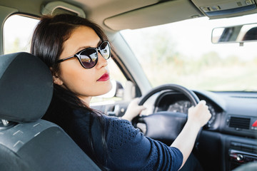 Obraz na płótnie Canvas Woman driving