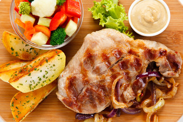Roast steak on cutting board