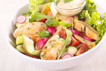 grilled chicken with salad