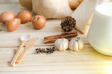 Close up shot of who garlic with bakery ingredient